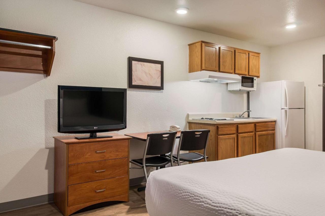 Woodspring Suites Houston La Porte Exterior photo