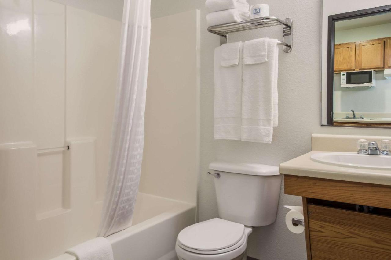 Woodspring Suites Houston La Porte Exterior photo