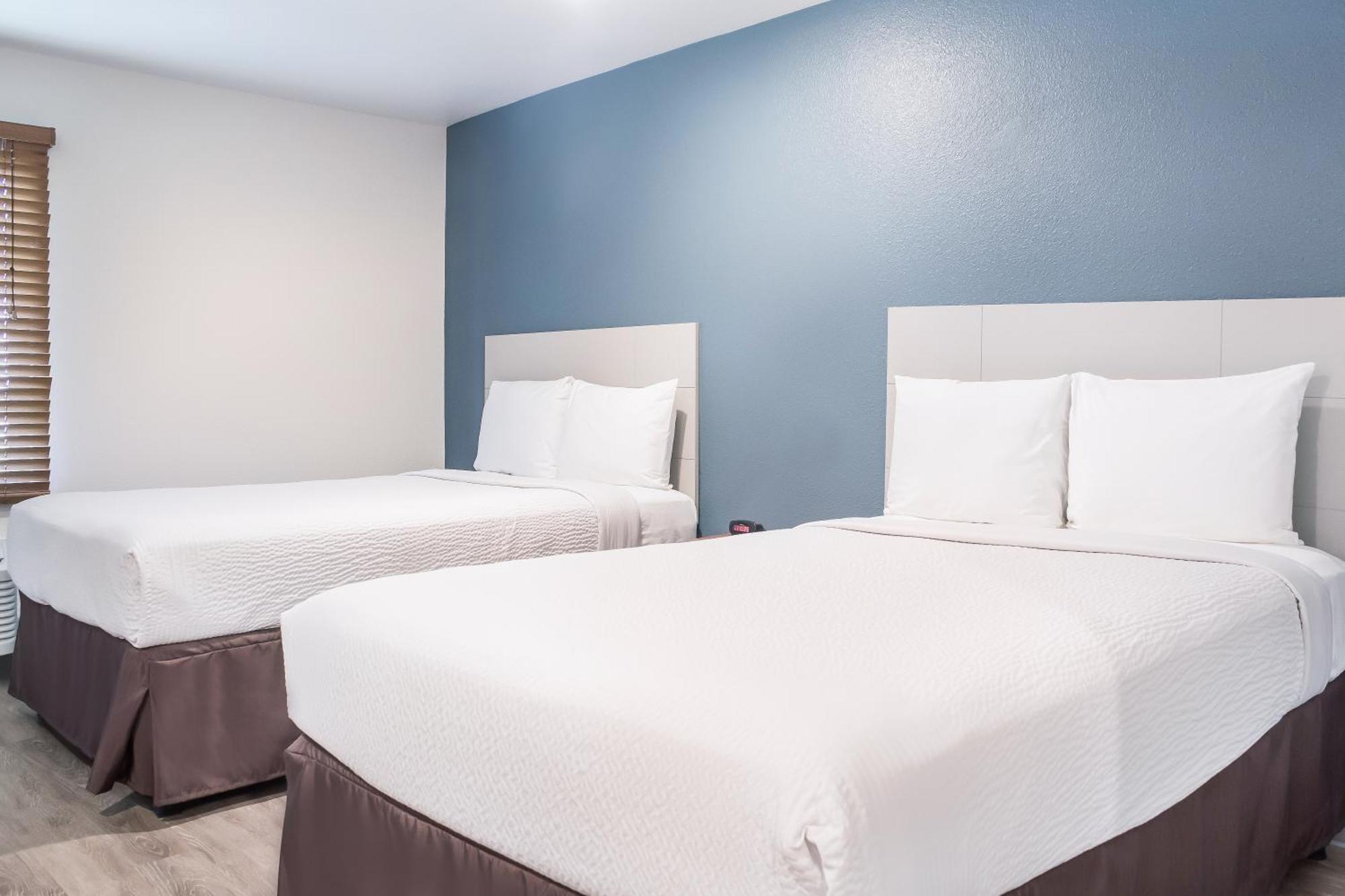 Woodspring Suites Houston La Porte Exterior photo