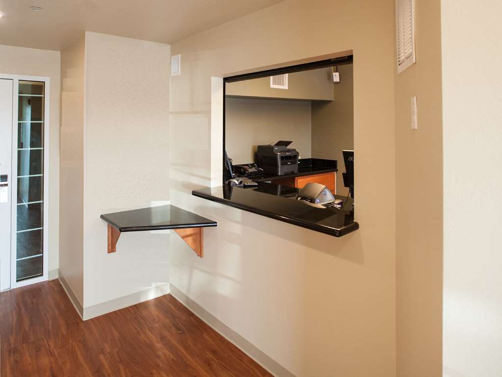 Woodspring Suites Houston La Porte Interior photo