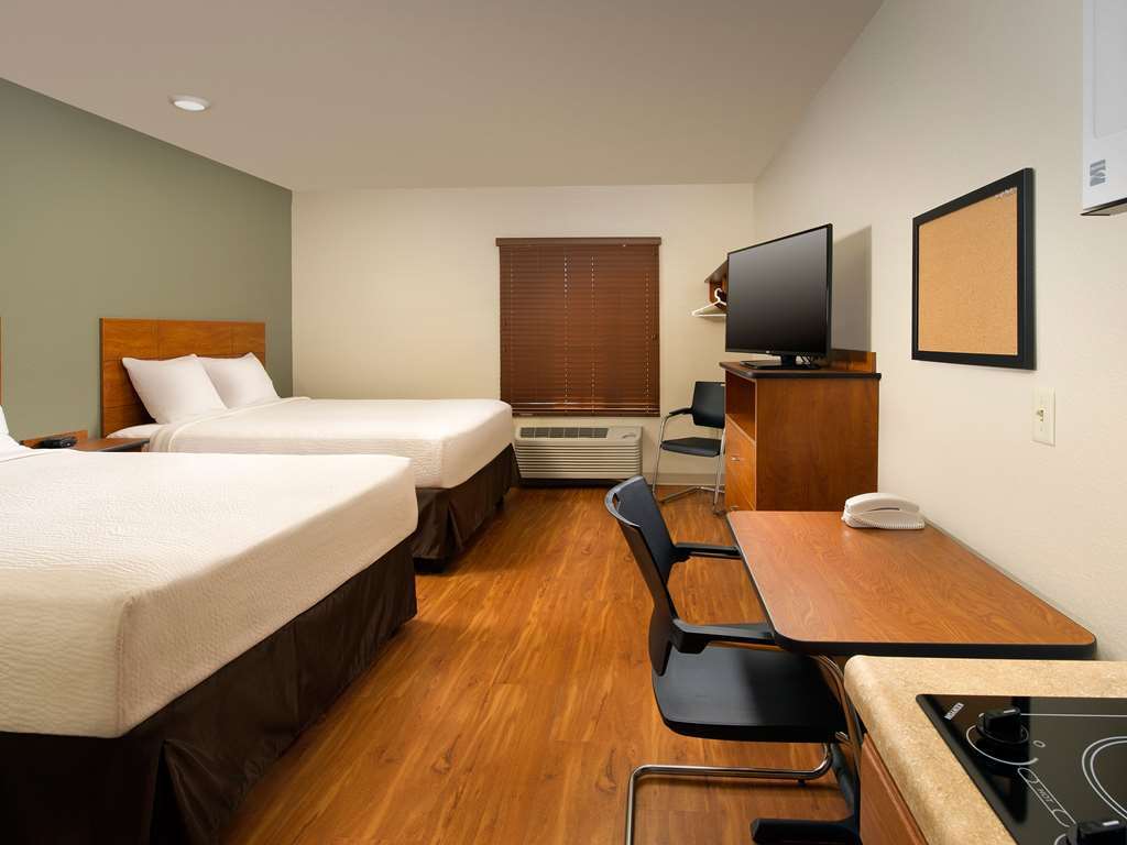 Woodspring Suites Houston La Porte Room photo