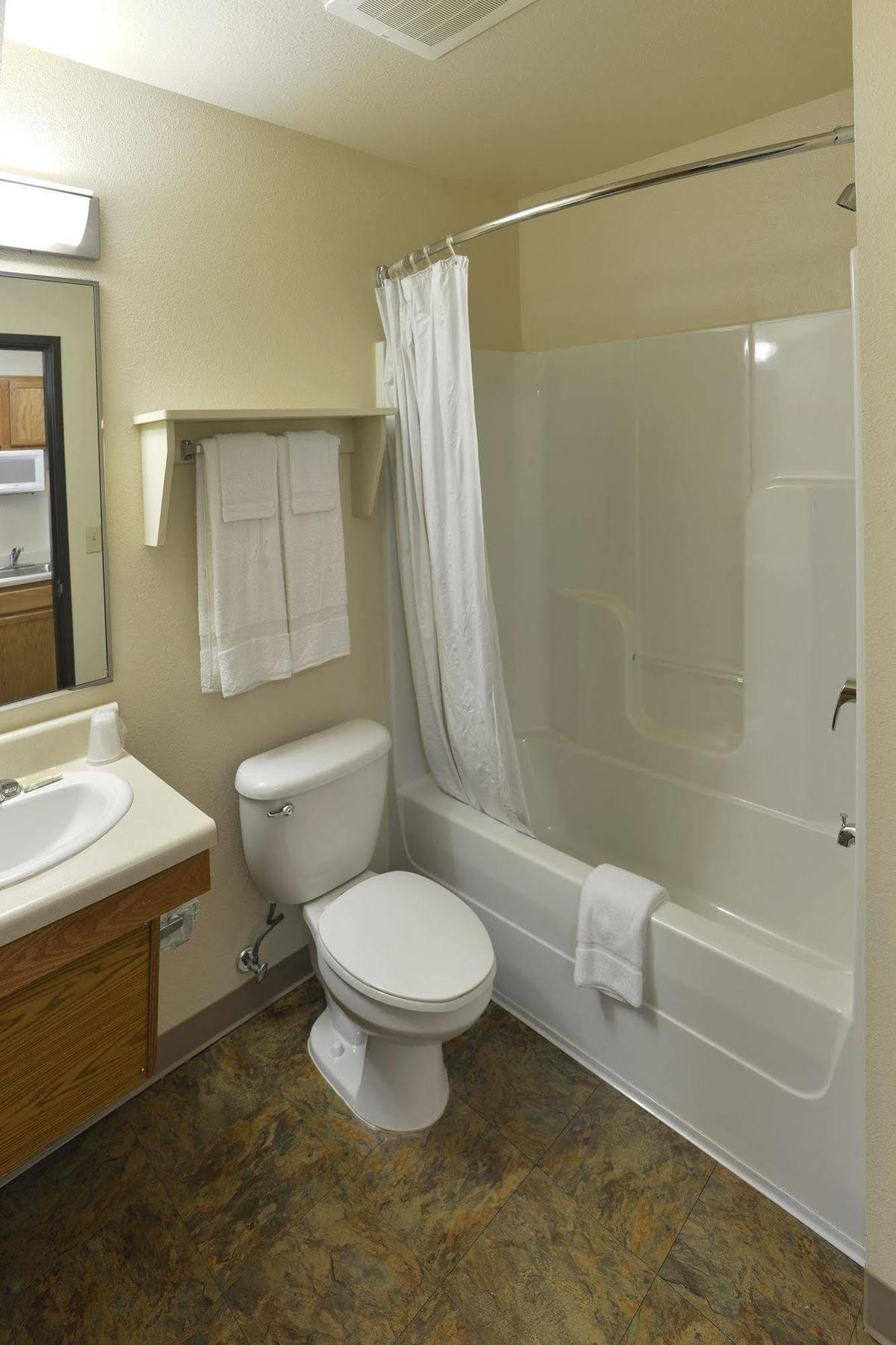 Woodspring Suites Houston La Porte Exterior photo